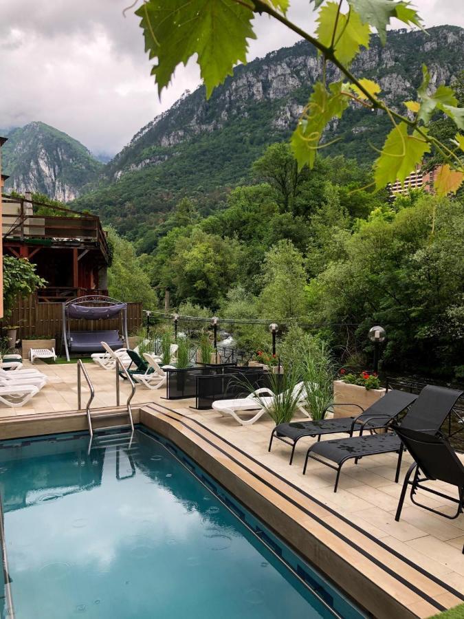 Hotel Holiday Maria Байле Херкулане Екстериор снимка