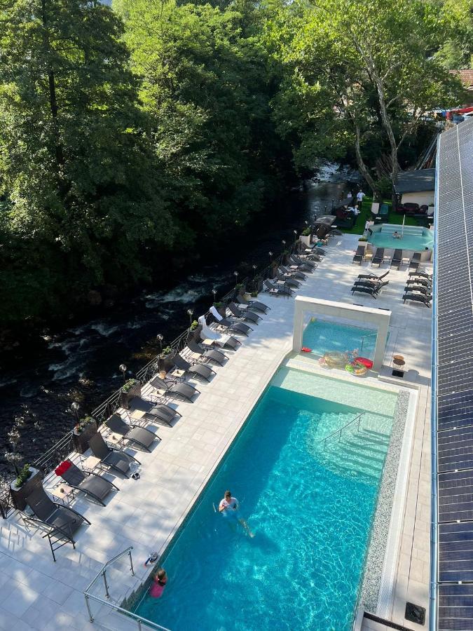 Hotel Holiday Maria Байле Херкулане Екстериор снимка