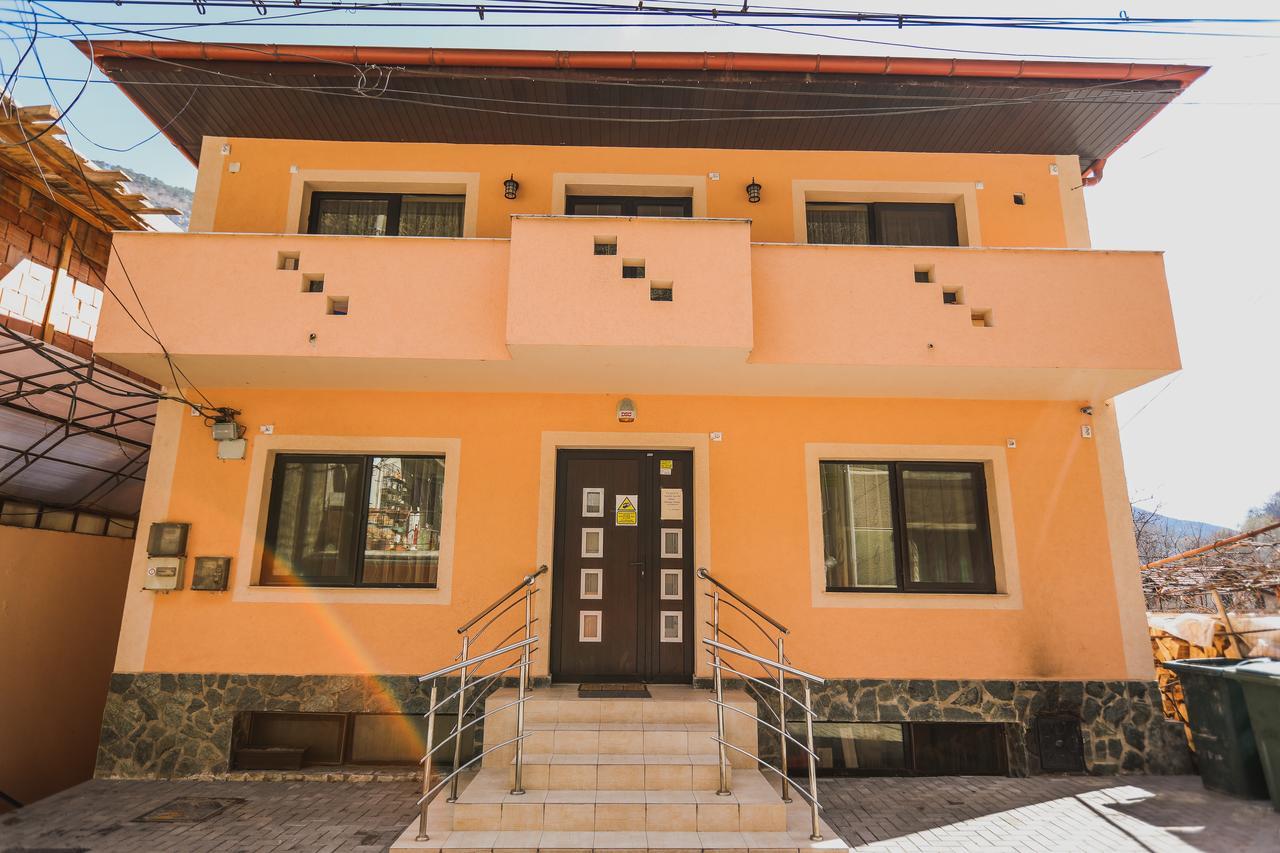 Hotel Holiday Maria Байле Херкулане Екстериор снимка